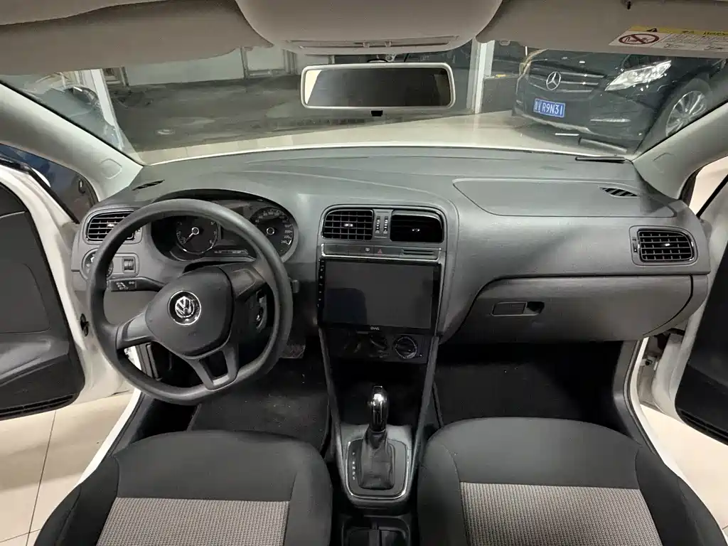 Volkswagen Polo — миниатюра 10