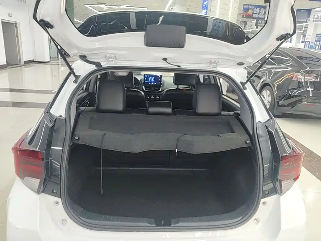Toyota Yaris L — миниатюра 19