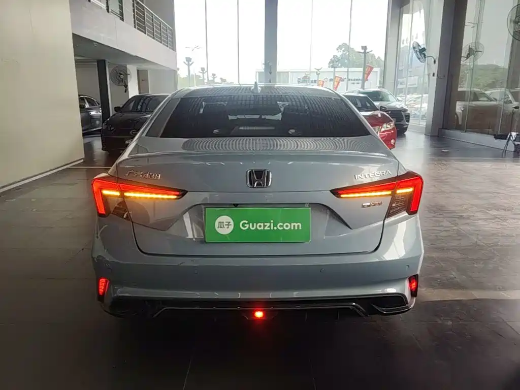 Honda Integra — миниатюра 6