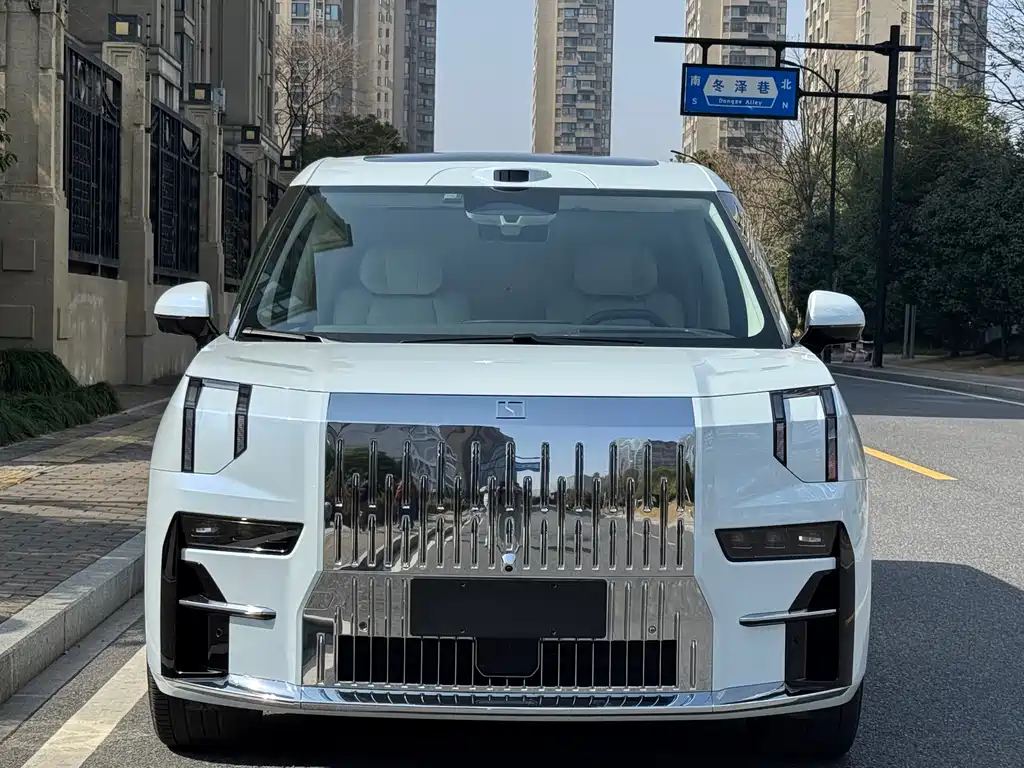 ZEEKR EXTREME KRYPTON 009