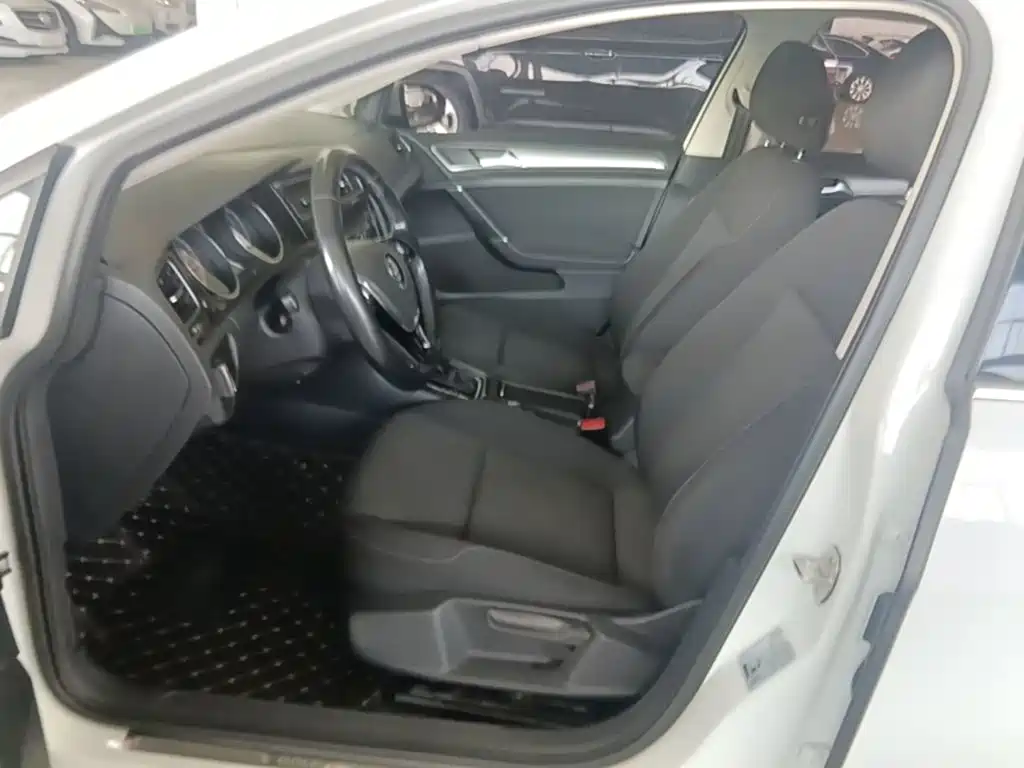 Volkswagen Golf — миниатюра 15