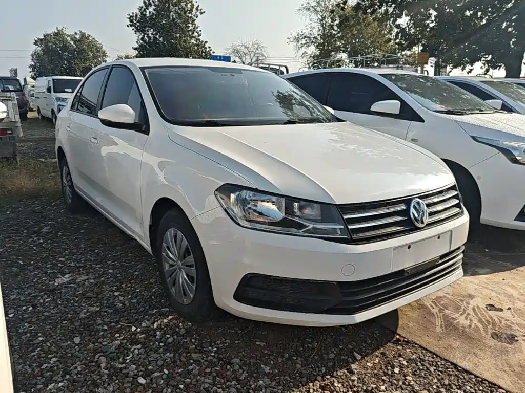 Volkswagen Santana — миниатюра 4
