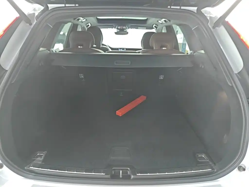 Volvo XC60 — миниатюра 19