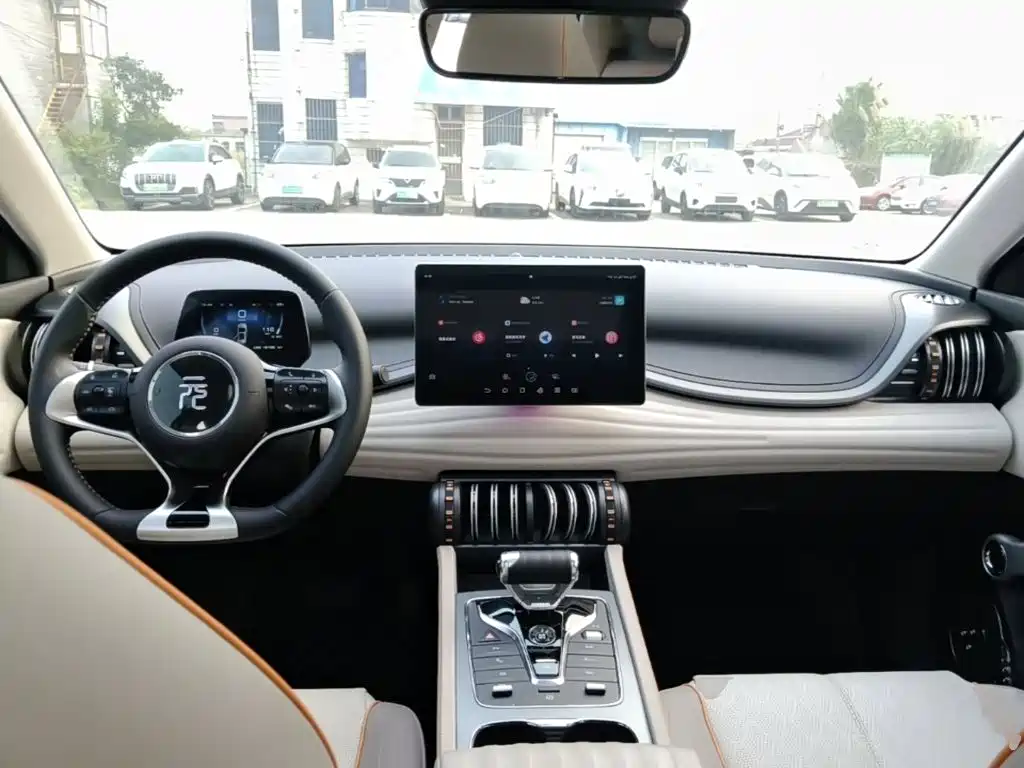 BYD Yuan Plus — миниатюра 10