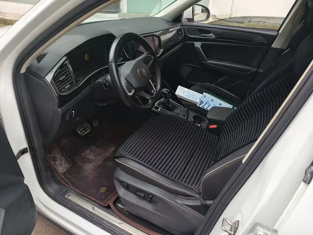 Volkswagen TayronX X 2020 330TSI Flagship Smart Connect