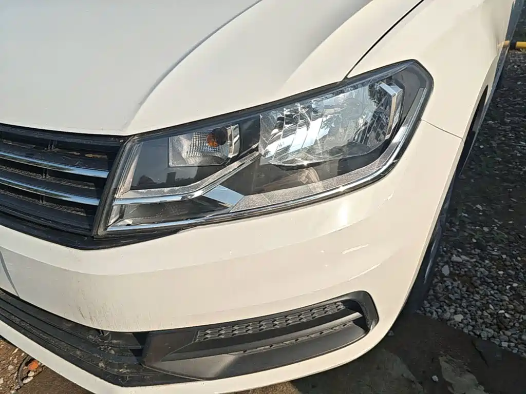 Volkswagen Santana — миниатюра 24
