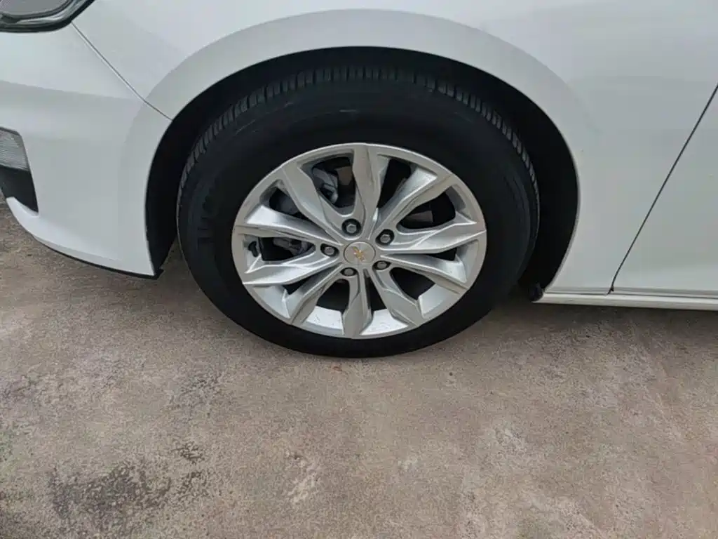 Chevrolet Malibu XL — миниатюра 23