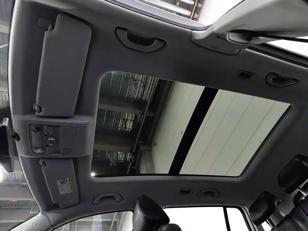 Volkswagen Tiguan — миниатюра 14