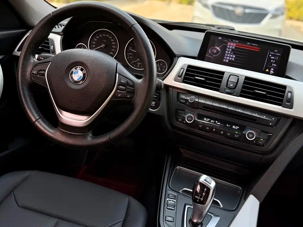 BMW 3 Series GT — миниатюра 14