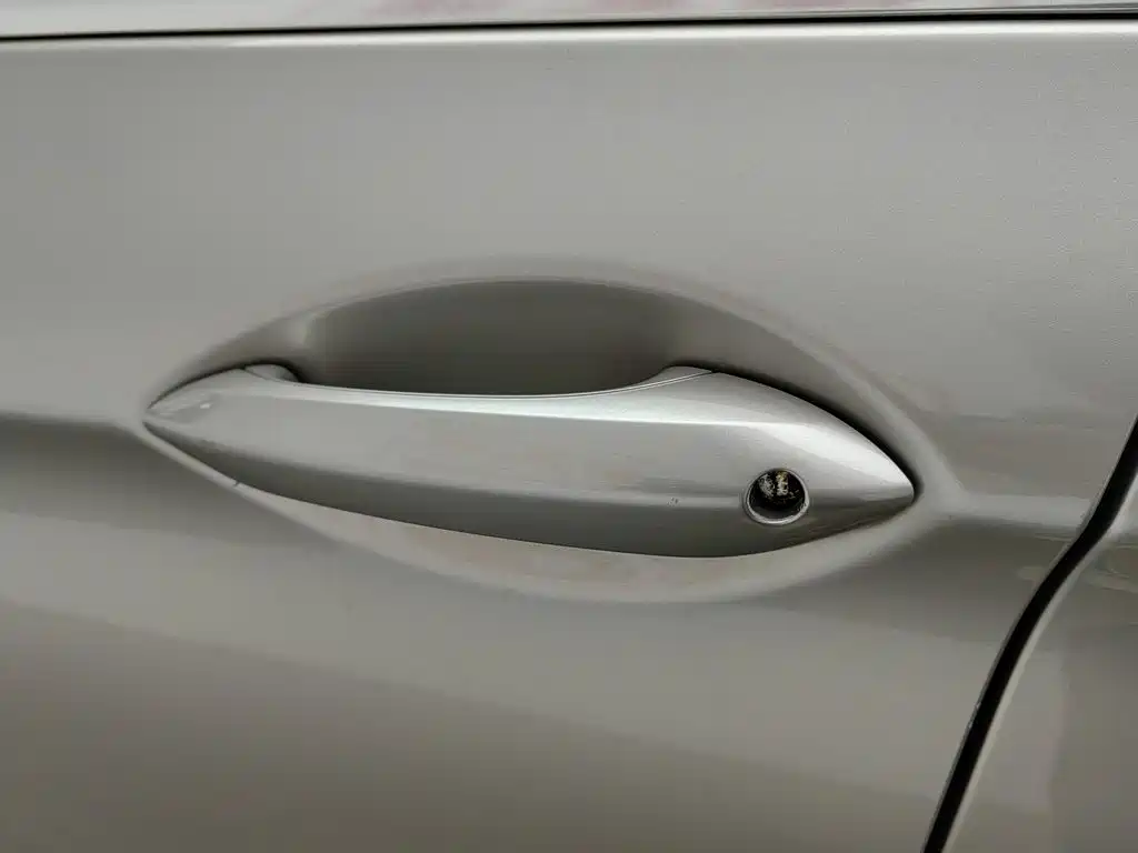 BMW 5 Series (Import) — миниатюра 18