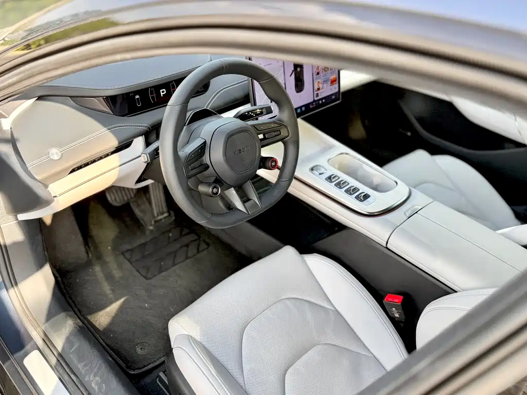 XIAOMI CAR XIAOMI SU7