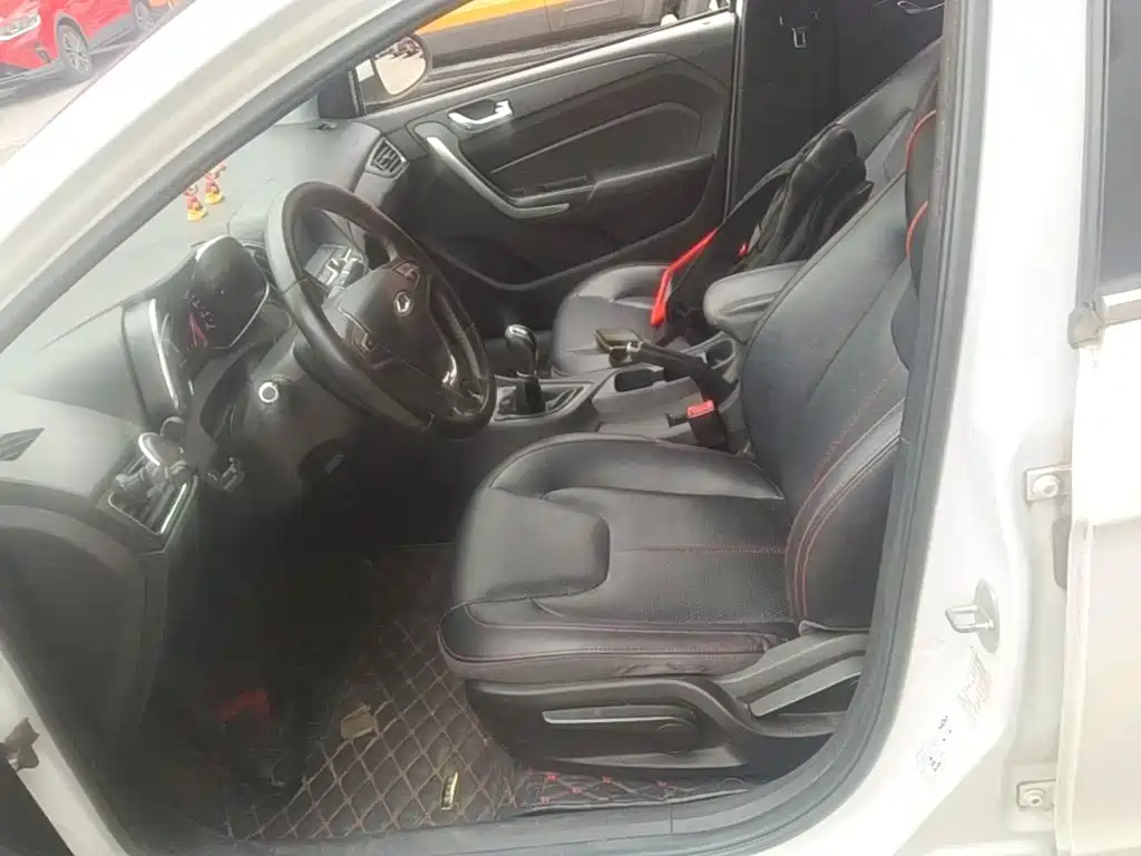 Chery Arrizo 5 — миниатюра 15