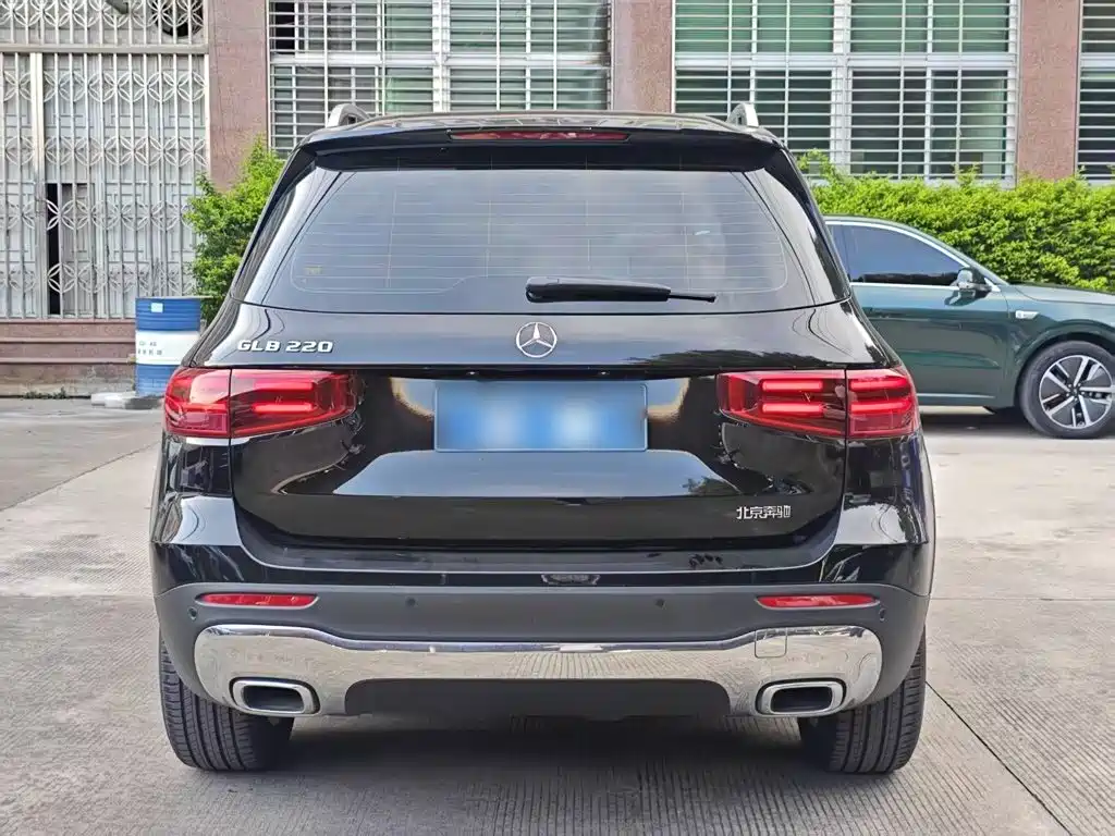 Mercedes-Benz GLB — миниатюра 6