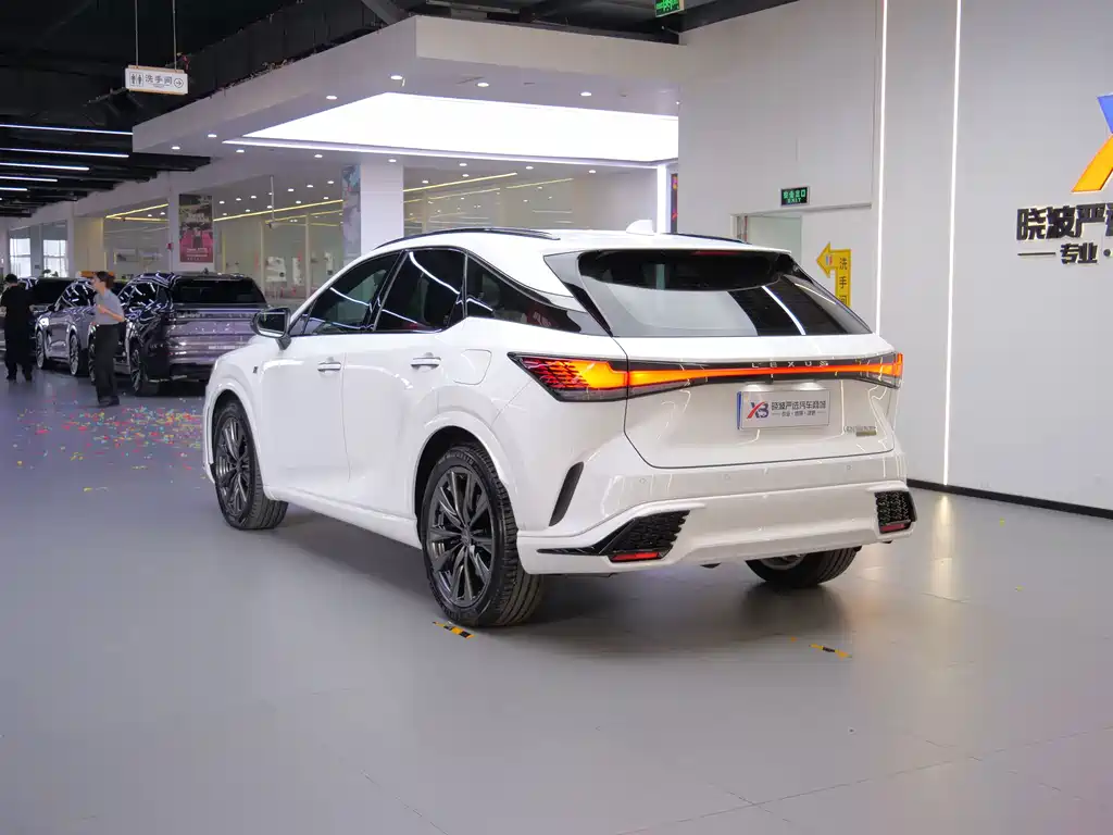 Lexus RX — миниатюра 2