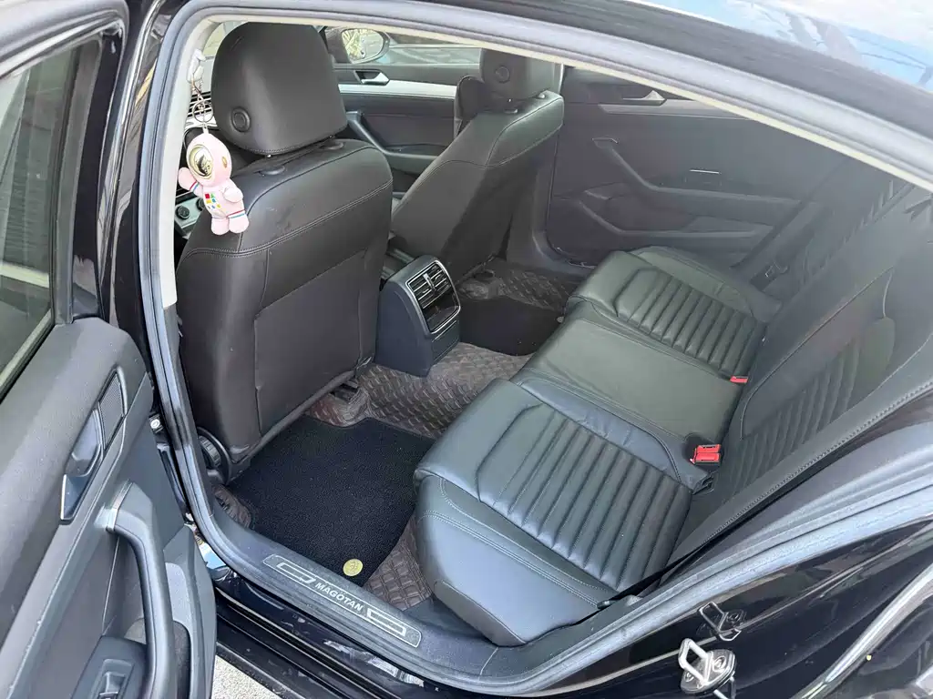 Volkswagen Magotan — миниатюра 5