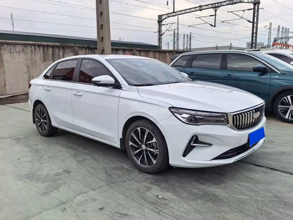Geely Emgrand — миниатюра 3