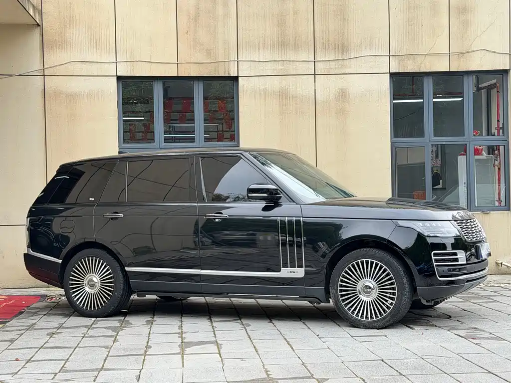 Land Rover Range Rover 2020 3.0 L6 Long Wheelbase