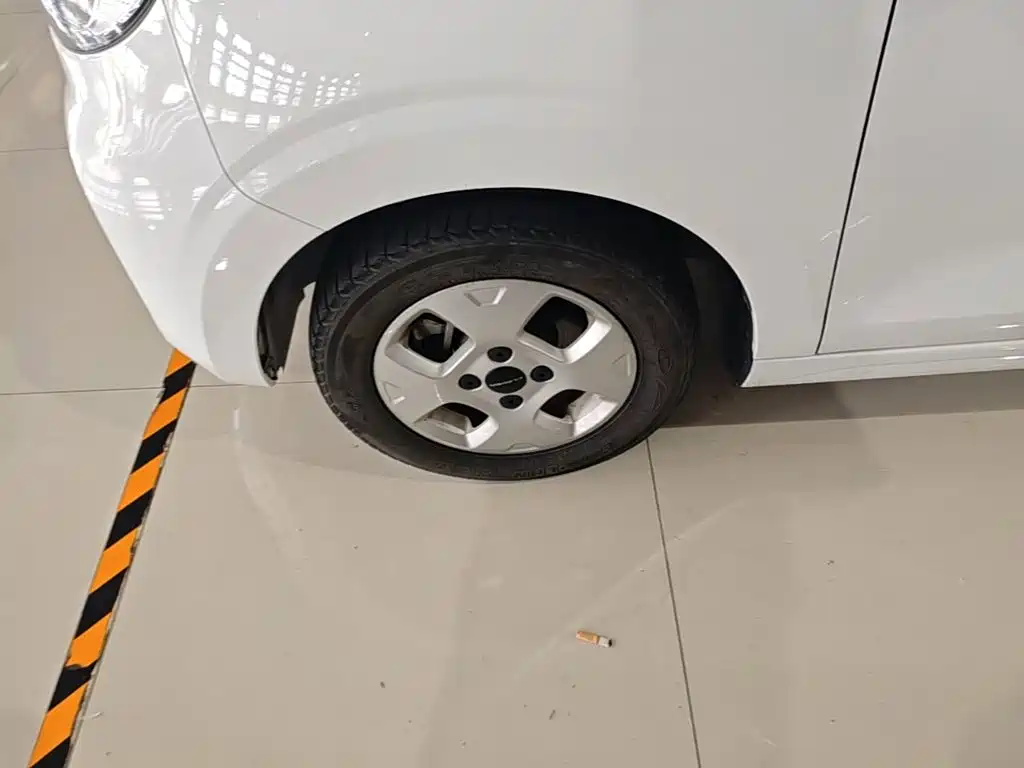 Roewe Clever — миниатюра 23