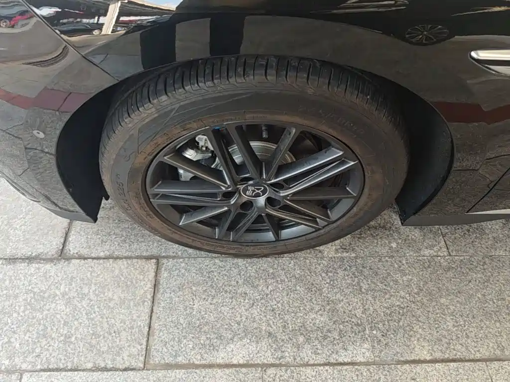 BYD Han — миниатюра 23