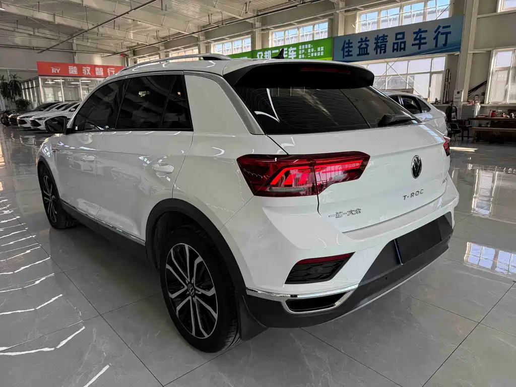 Volkswagen T-Roc — миниатюра 6