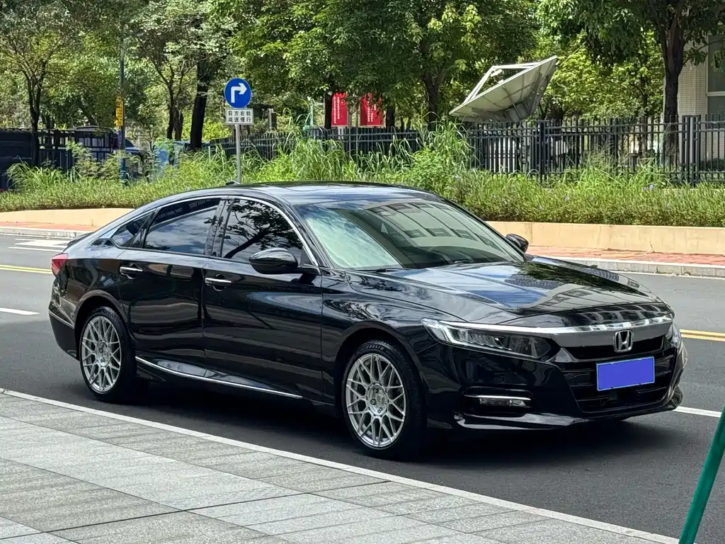 Honda Accord — миниатюра 3