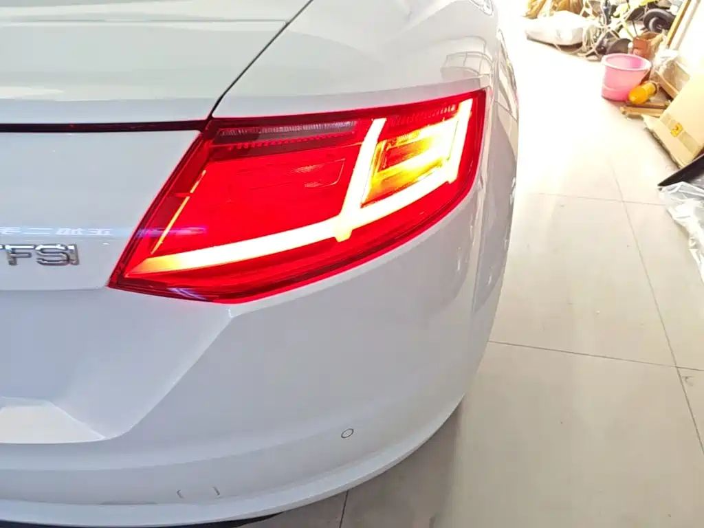 Audi TT — миниатюра 8