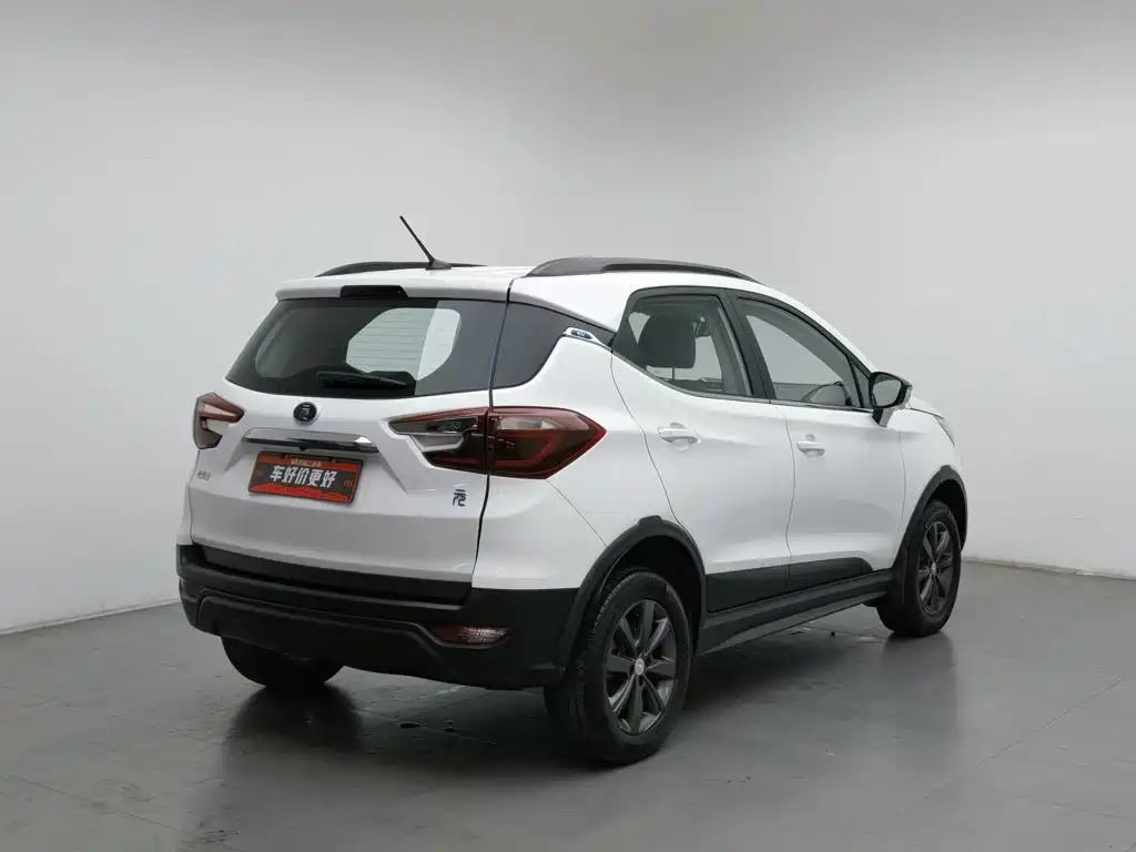 BYD Yuan EV — миниатюра 2