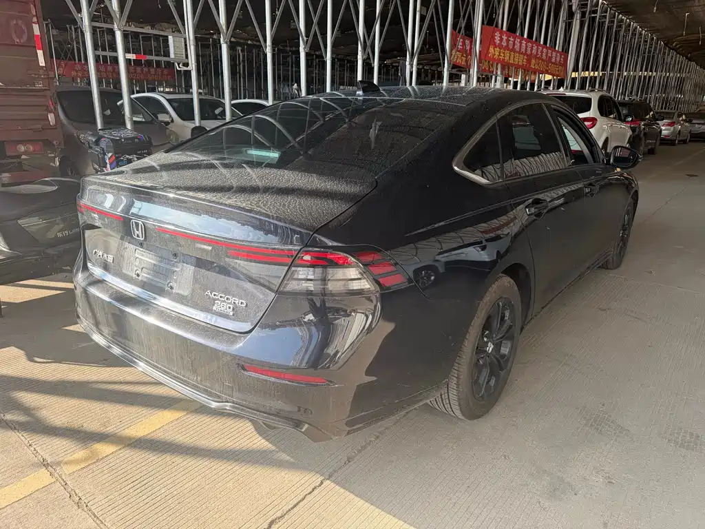 Honda Accord — миниатюра 5