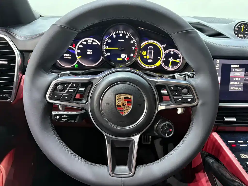 Porsche Cayenne Hybrid — миниатюра 15