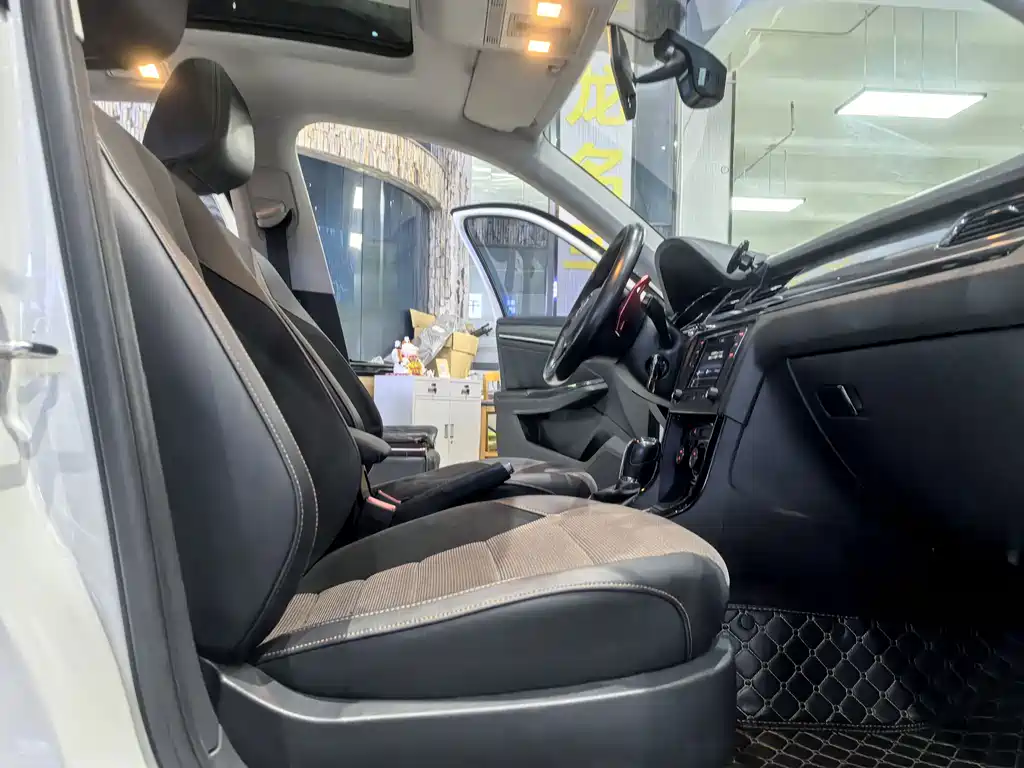 Volkswagen C-Trek — миниатюра 13
