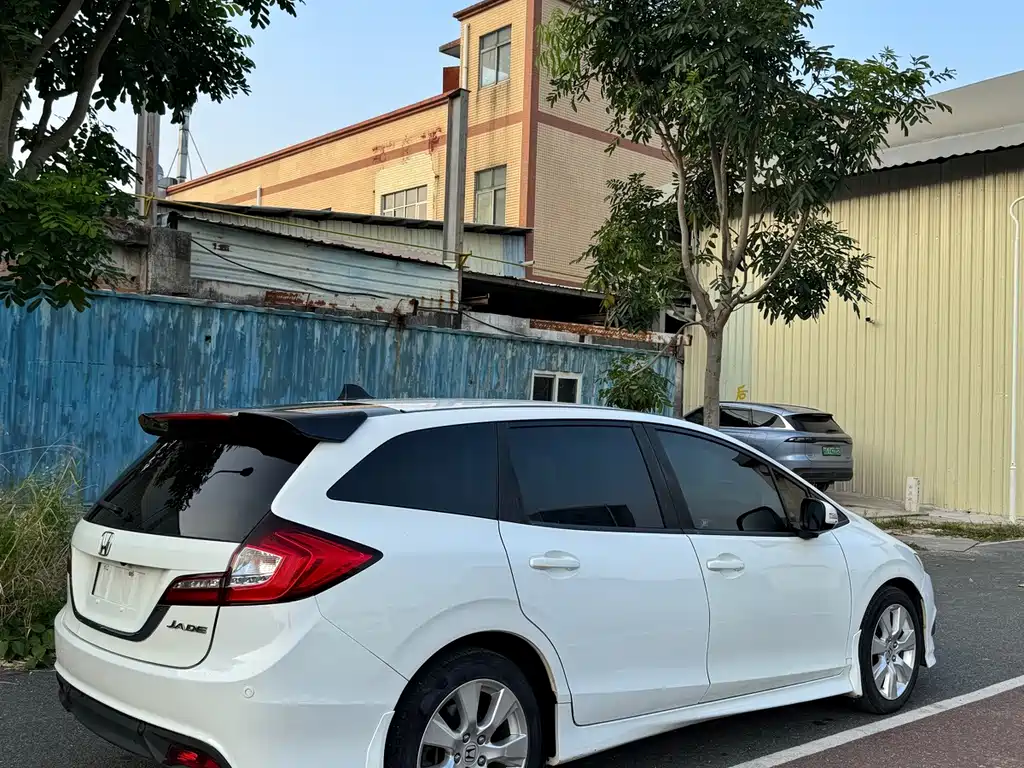 Honda Jade — миниатюра 4