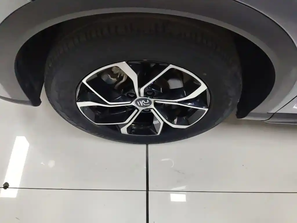 BYD Yuan Plus — миниатюра 23