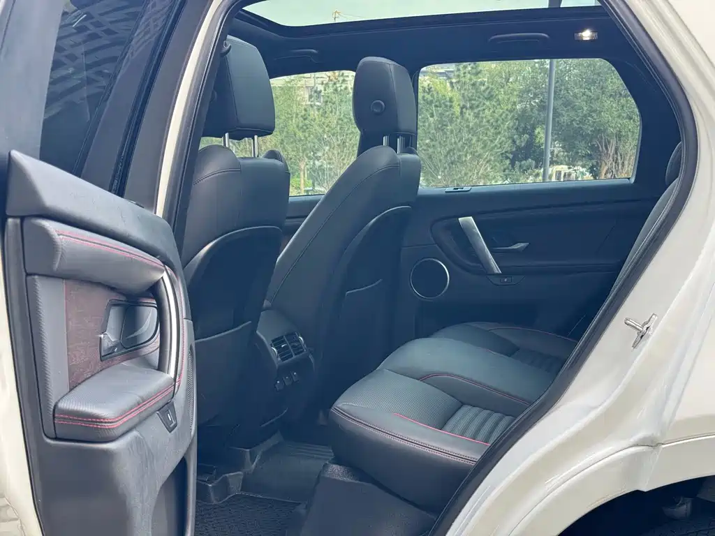 Land Rover Discovery Sport — миниатюра 20