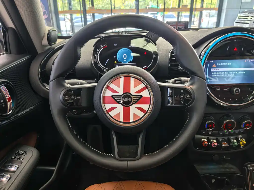 MINI Mini Clubman — миниатюра 6