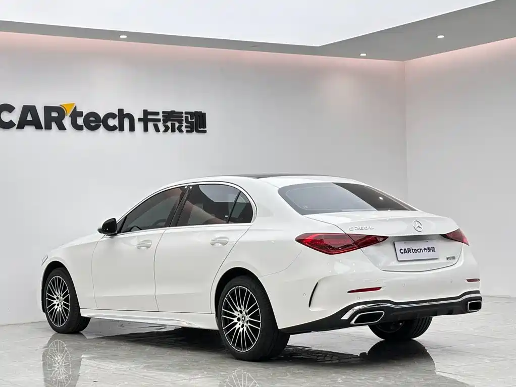 Mercedes-Benz C-Class — миниатюра 3