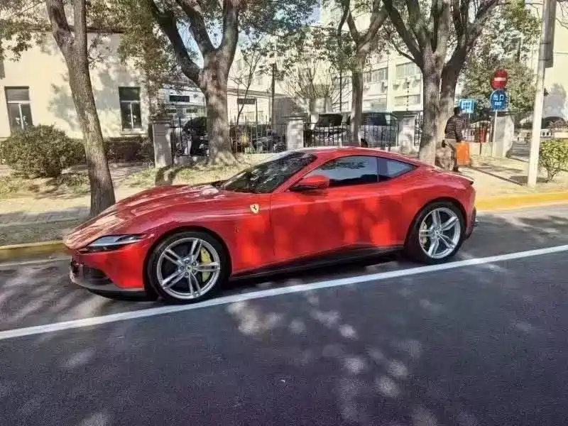 Ferrari Roma — миниатюра 6