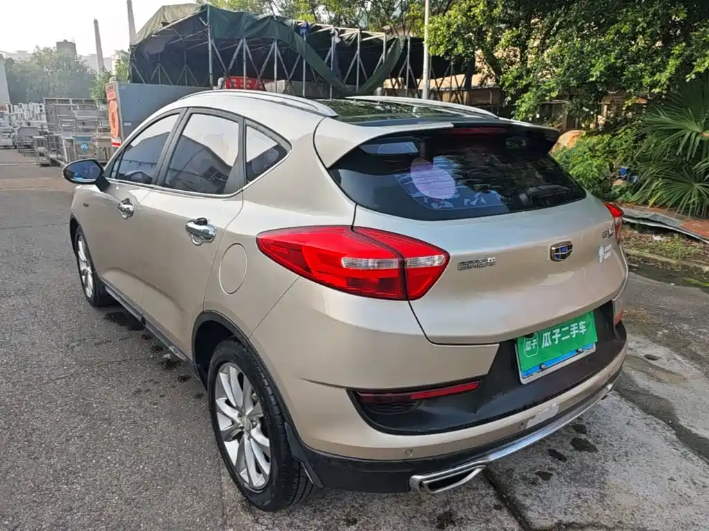 Geely Emgrand GS — миниатюра 5