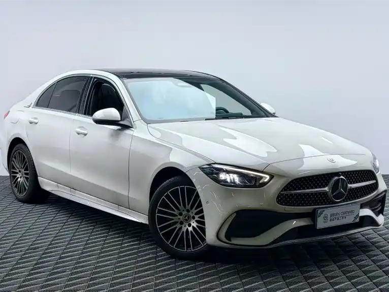 Mercedes-Benz C-Class — миниатюра 3