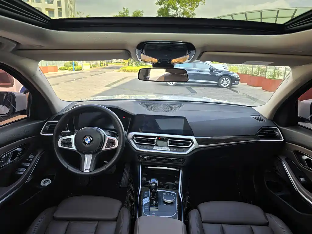 BMW 3 Series — миниатюра 11