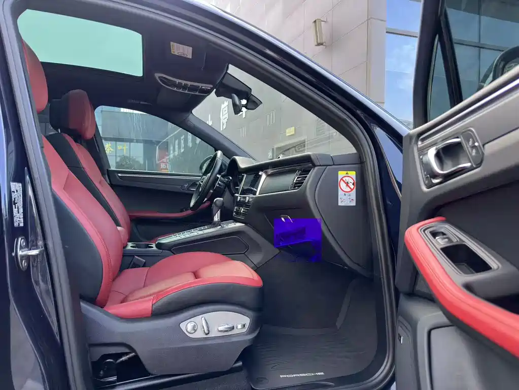 Porsche Macan — миниатюра 10