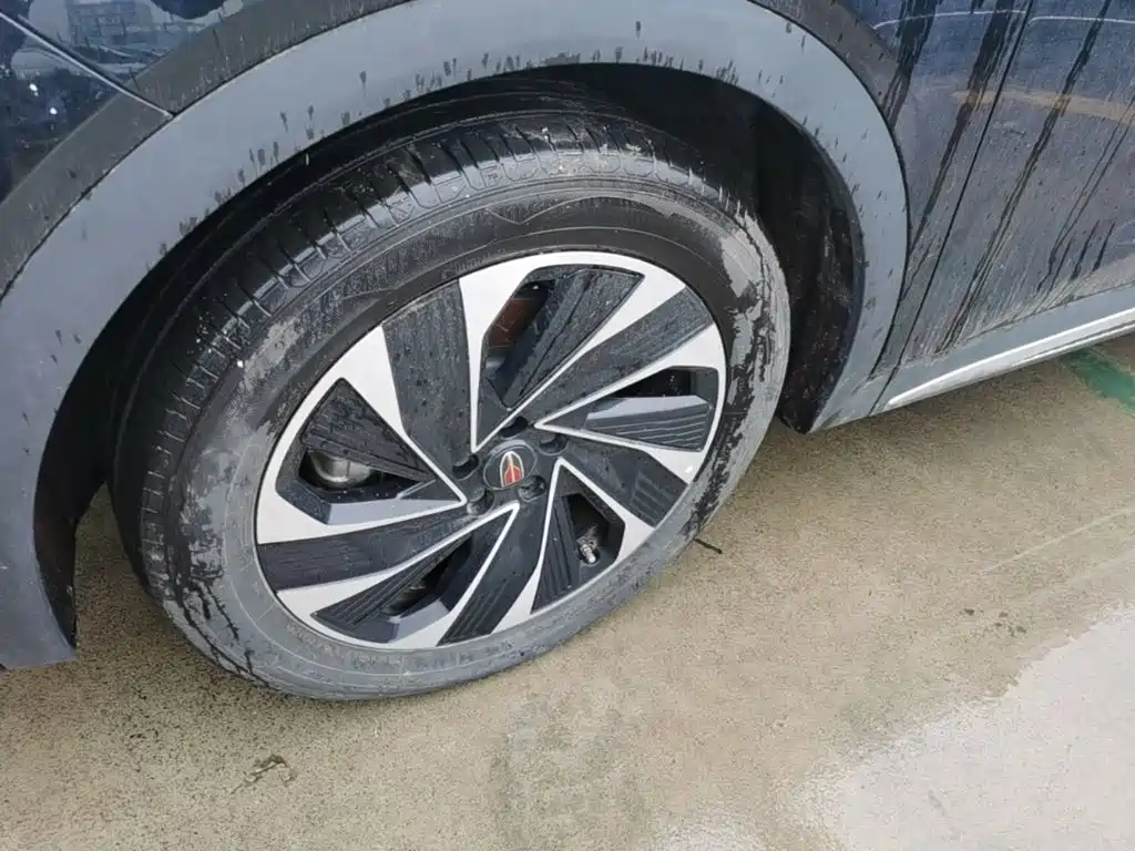 Hongqi Hongqi HS7 PHEV — миниатюра 23