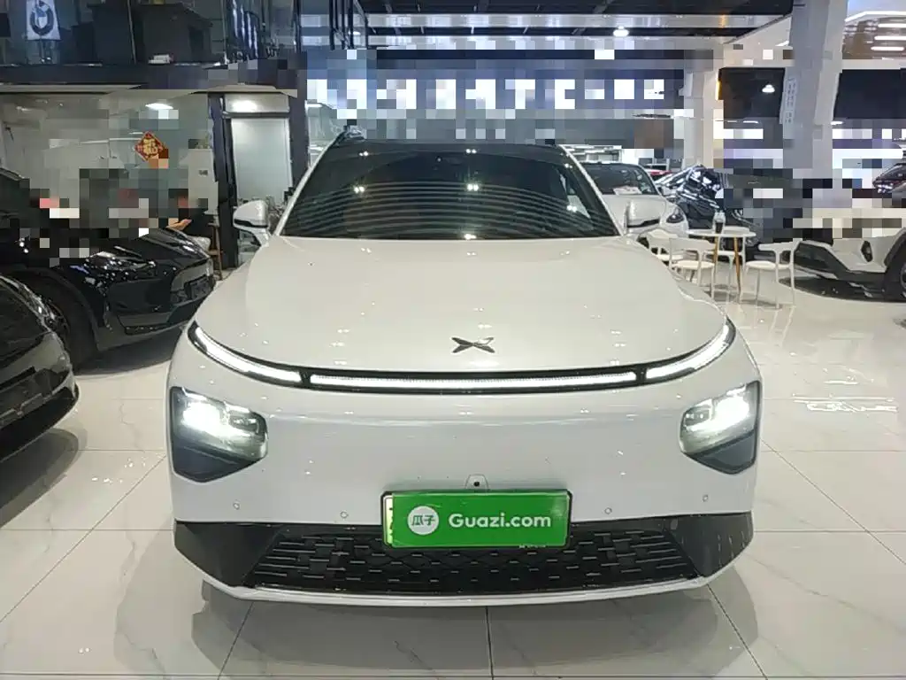 XPeng G9 — миниатюра 3