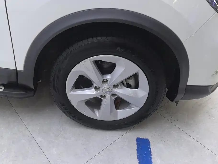 Nissan Qashqai — миниатюра 6