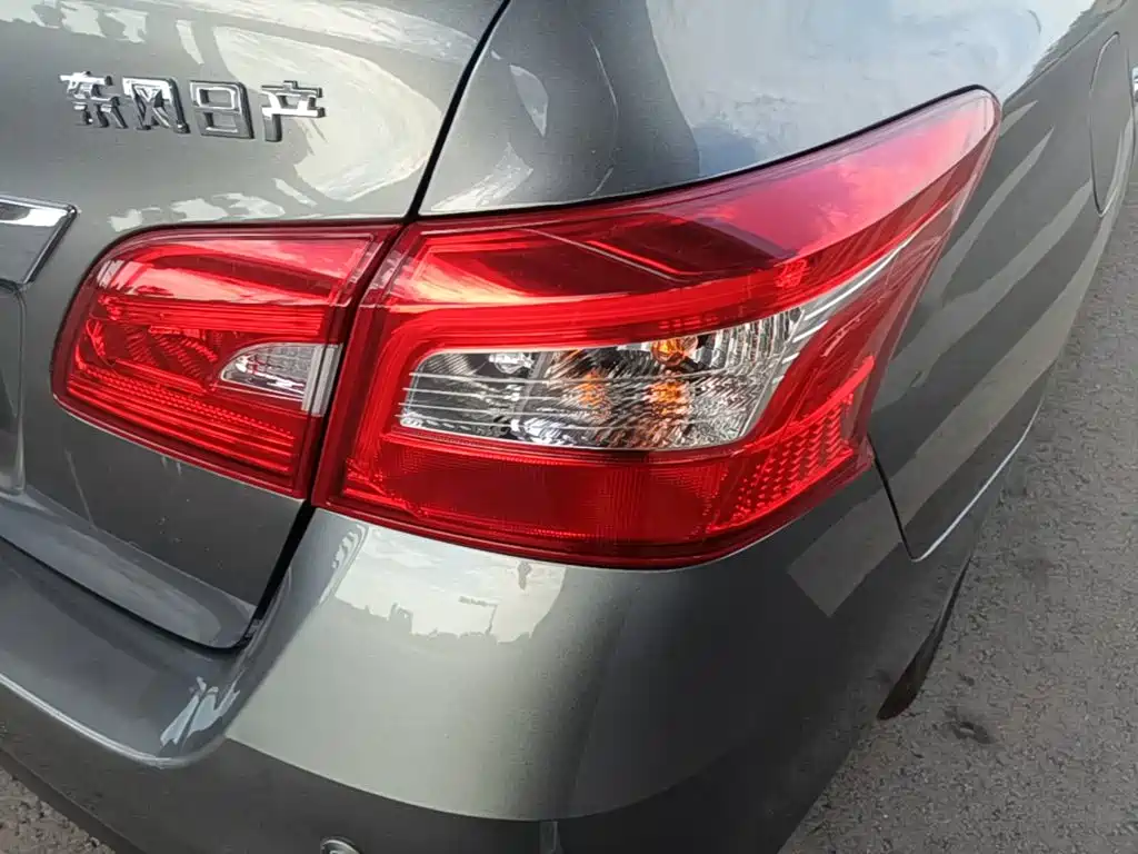 Nissan Sylphy — миниатюра 8