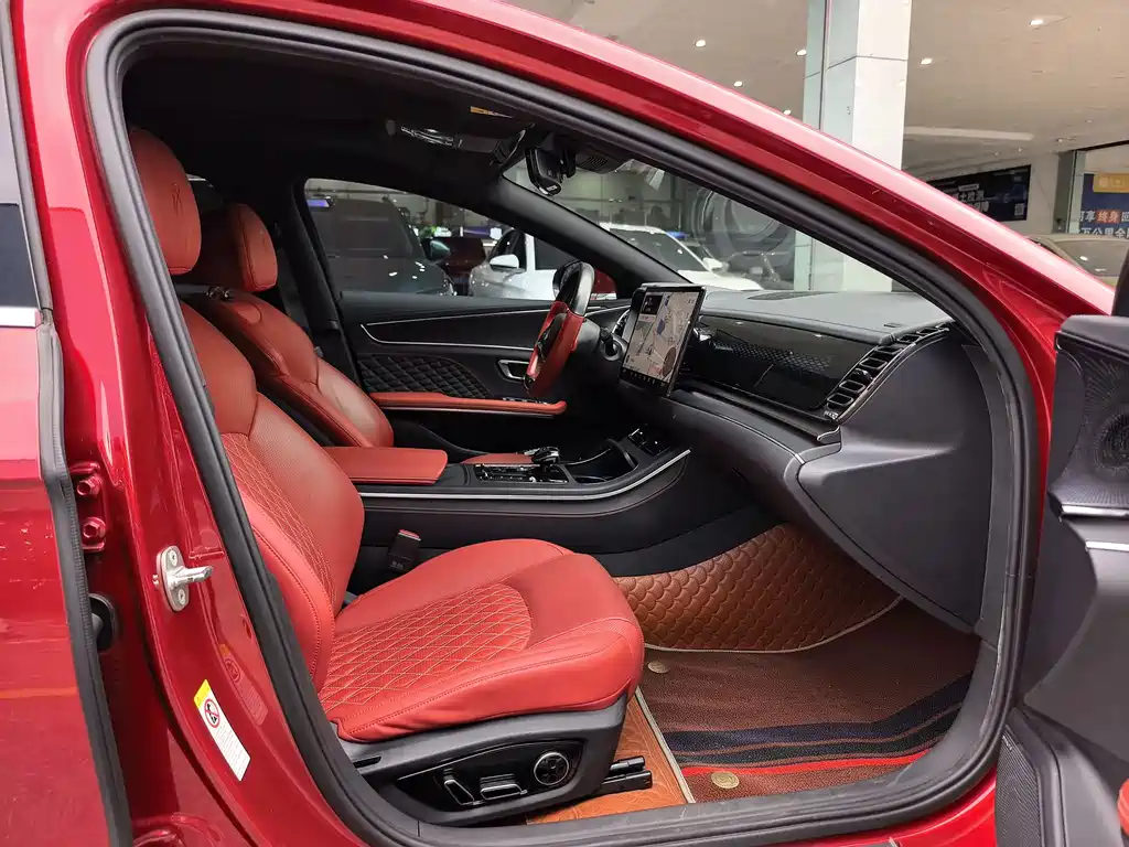 BYD Han — миниатюра 10