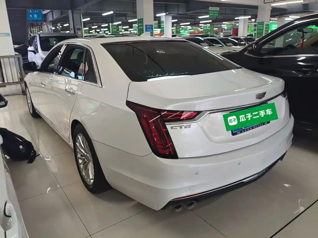 Cadillac CT6 — миниатюра 5