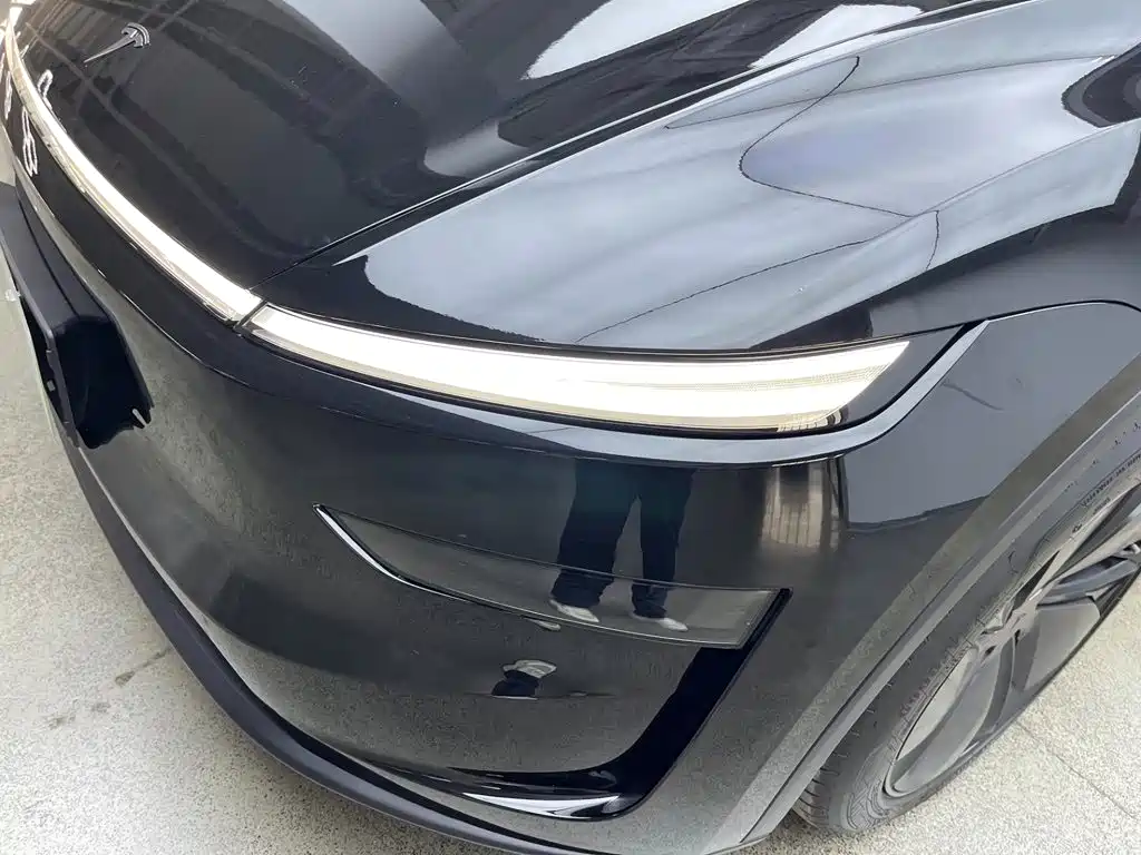 Tesla Model Y — миниатюра 29