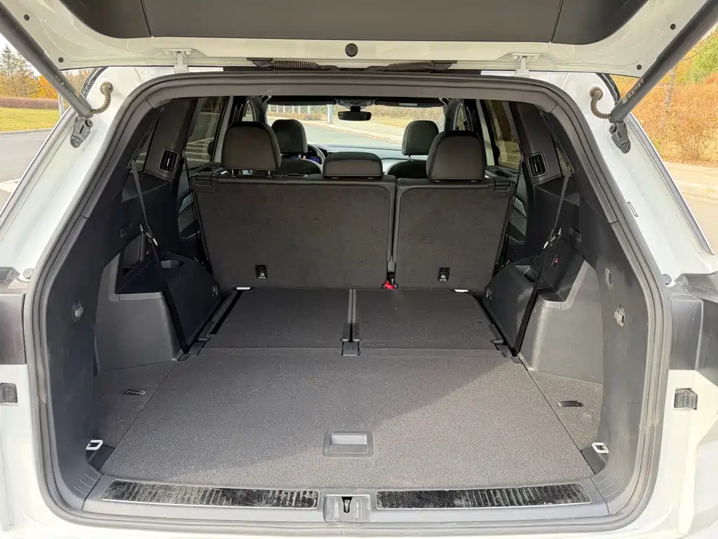 Volkswagen Talagon — миниатюра 17