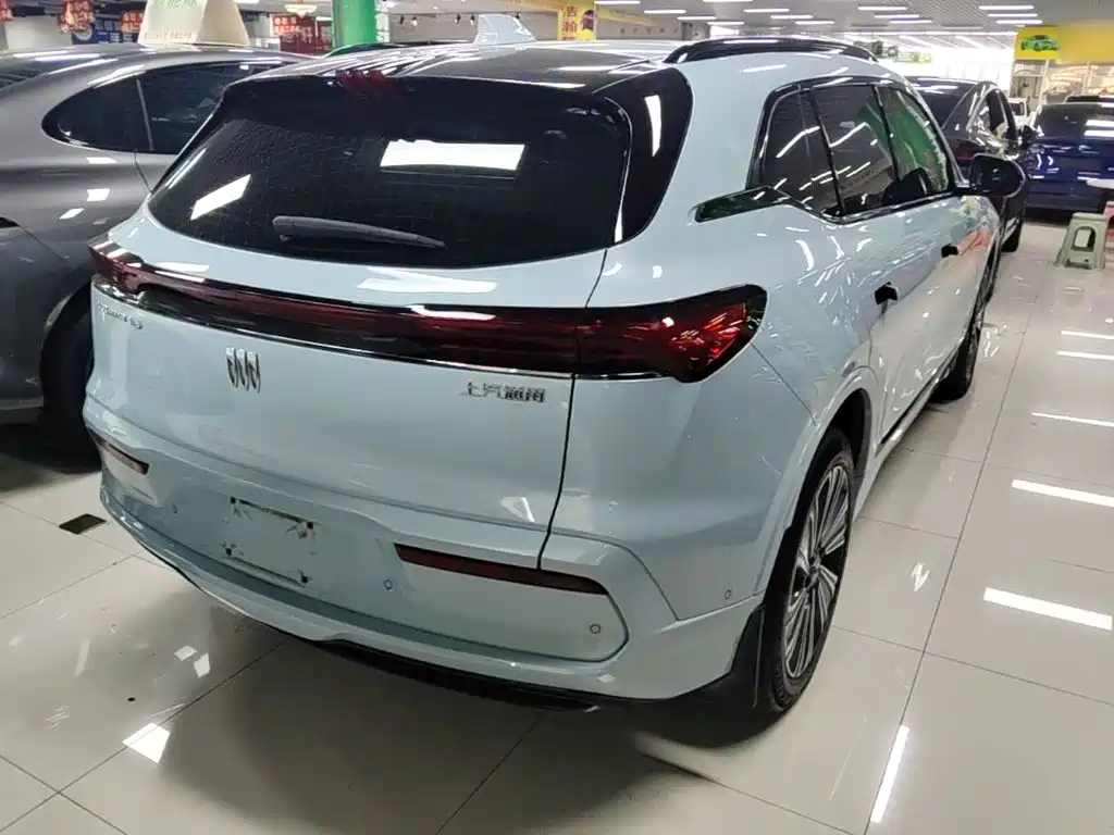 Buick E5 — миниатюра 7