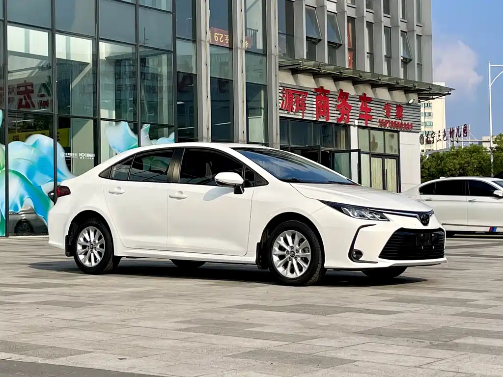 Toyota Corolla — миниатюра 3